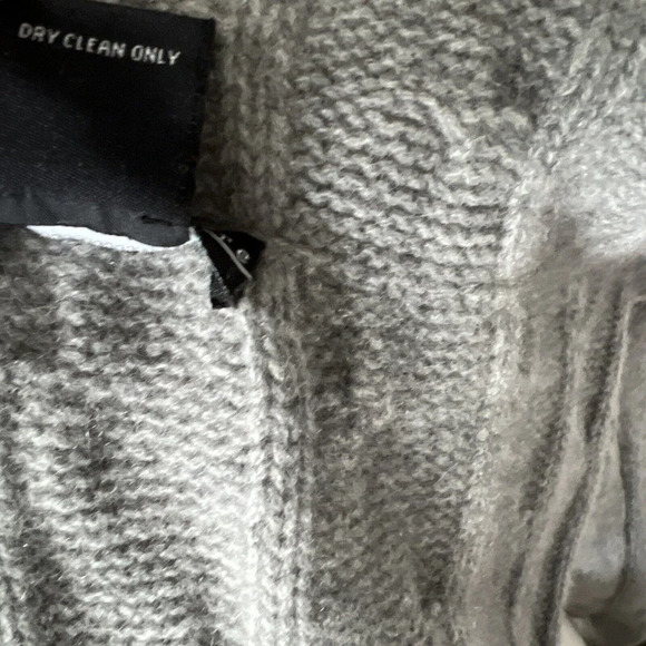 Sofia Cashmere Womens Infinity Scarf Gray Cable Knit Cozy Winter Wrap Warm - Picture 5 of 6